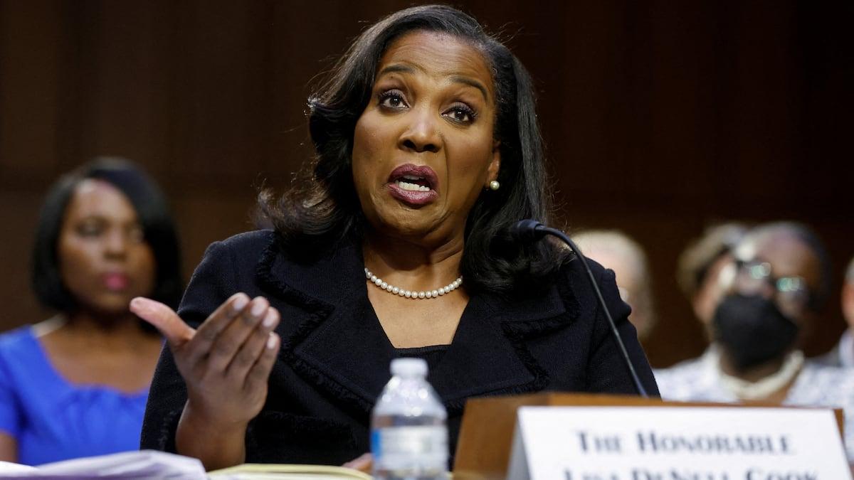 US Justice is investigating Lisa Cook for Panty fraud and narrow fed Fed |Econom...