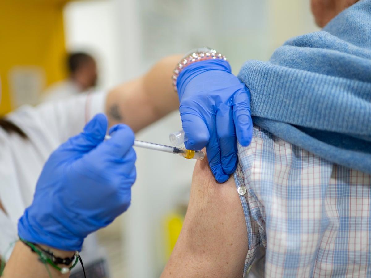 Health authorities open flu vaccinations in Catalonia on Monday for anyone who wants one News from C...