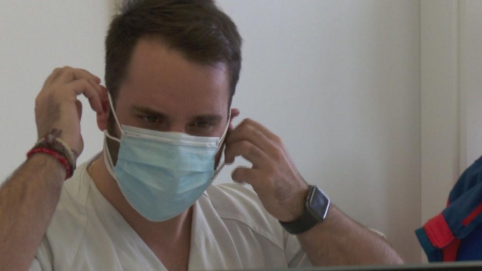 Aragón lucha contra la epidemia de gripe: reparto de mascarillas en hospitales y transporte público ...