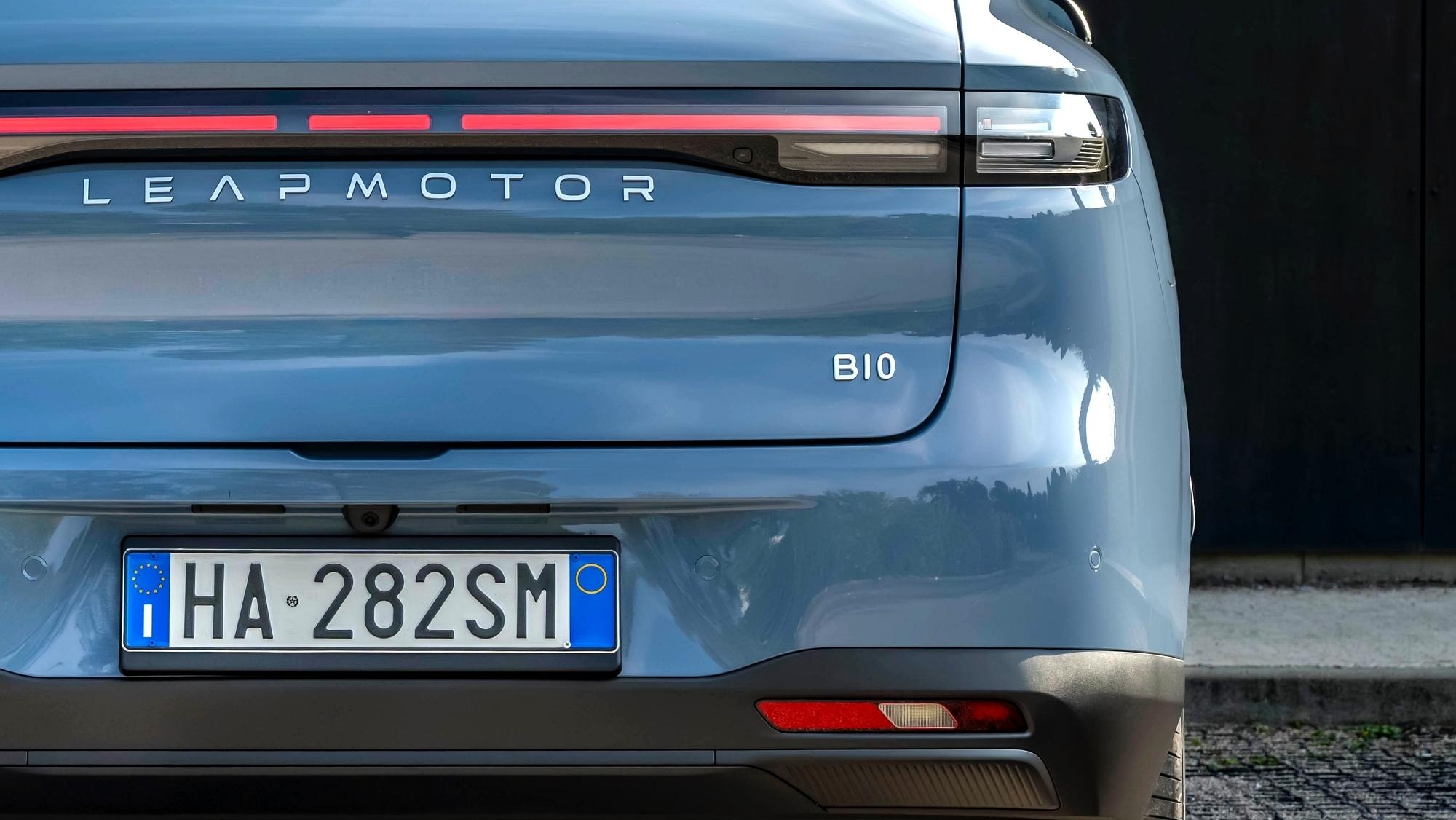 Leapmotor (la marca china propiedad de Stellantis) responderá al Atto 2 DM-i de BYD con un SUV híbri...