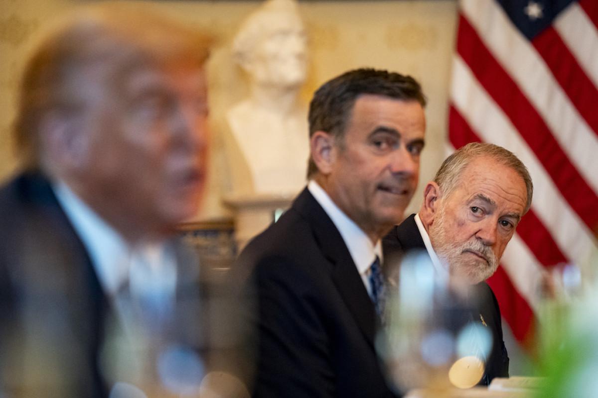 This ex-CIA agent explains Trump's logic and warns that Europe is 