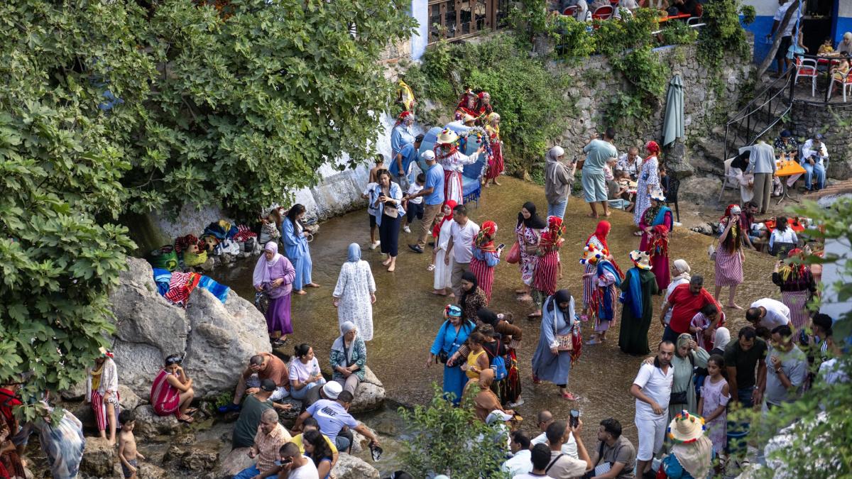 Terrorism and pressure vs.Morocco LGTBIQ + community |dormitory