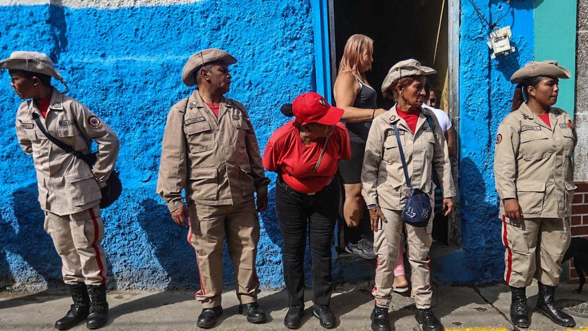 Maduro moviliza 4,5 millones de milicias después del despliegue del militmo de los Estados Unidos en el Caribe